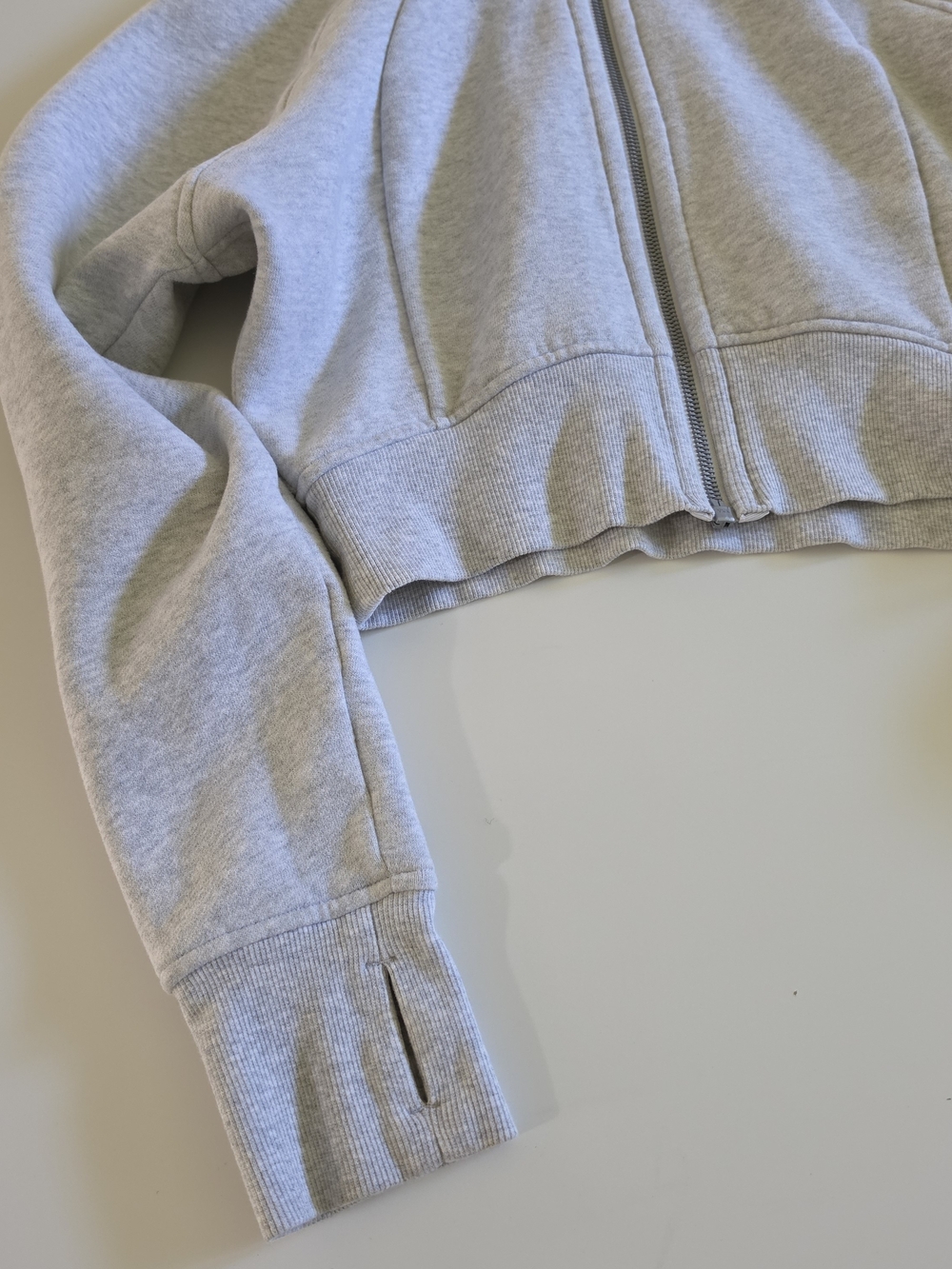 Lululemon Scuba Full-Zip Cropped Hoodie - Picture 8 of 16